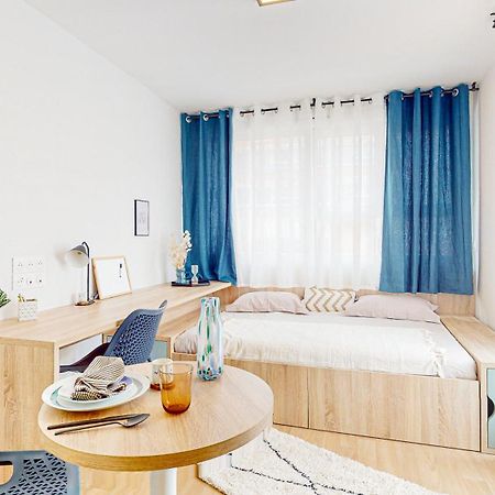 Sweetly I-Art Gradignan - Bordeaux Sud Aparthotel Εξωτερικό φωτογραφία